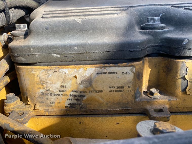 image for item DL7011 2001 Peterbilt 379  semi truck