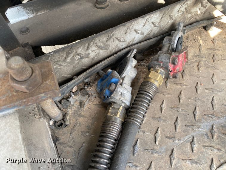 image for item DL7011 2001 Peterbilt 379  semi truck