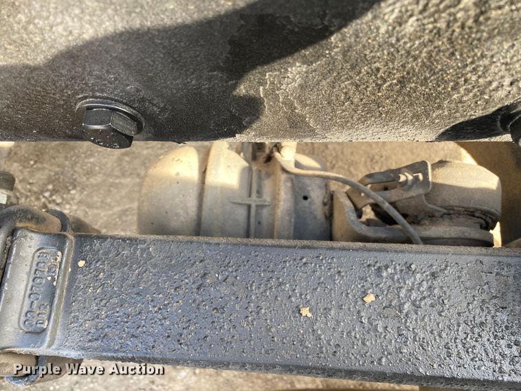 image for item DL7011 2001 Peterbilt 379  semi truck