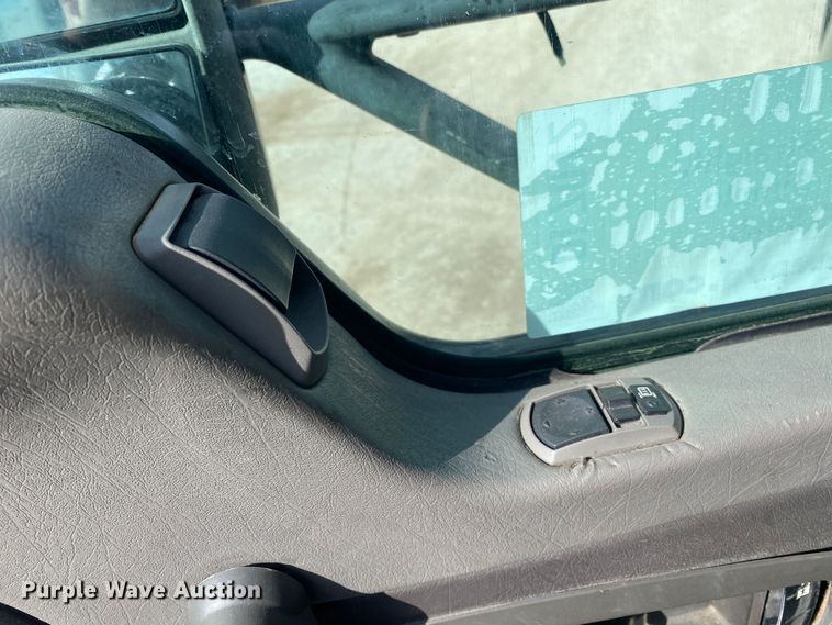 image for item DL7012 2007 Kenworth T600  semi truck