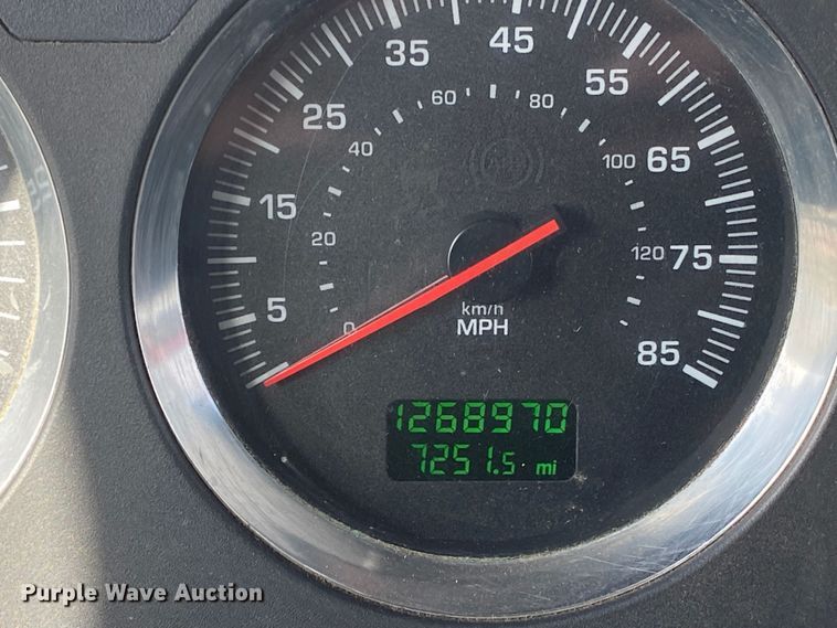 image for item DL7012 2007 Kenworth T600  semi truck