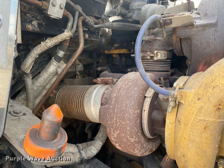 image for item DL7012 2007 Kenworth T600  semi truck