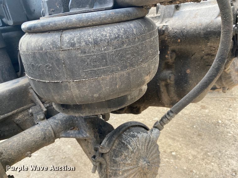 image for item DL7012 2007 Kenworth T600  semi truck