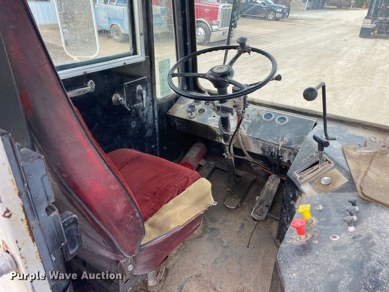 image for item DL7013 Capacity TJ5000  yard truck