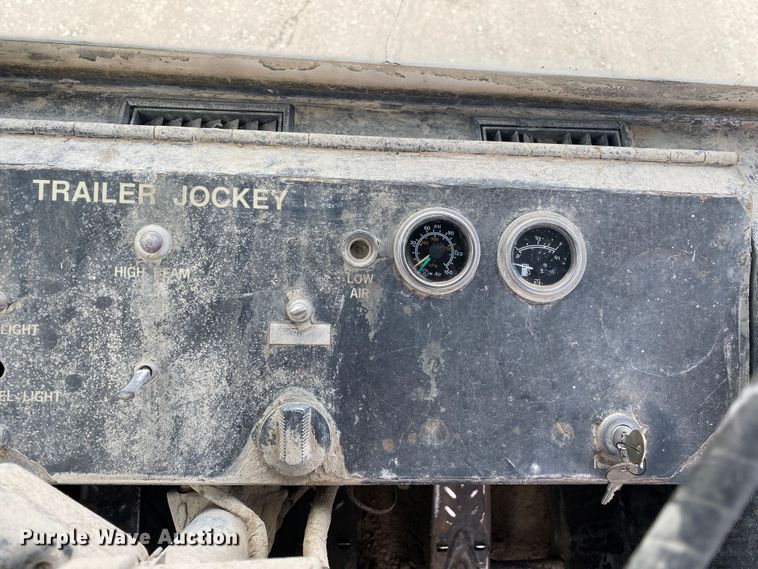 image for item DL7013 Capacity TJ5000  yard truck