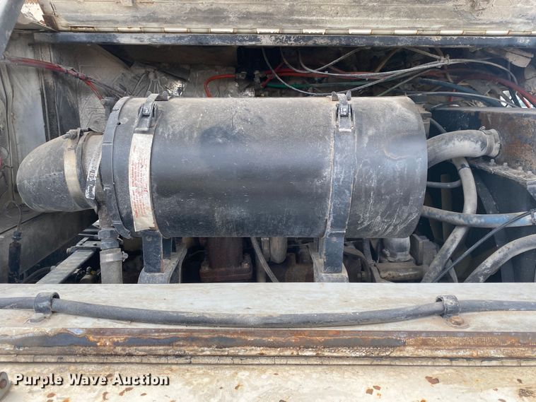 image for item DL7013 Capacity TJ5000  yard truck