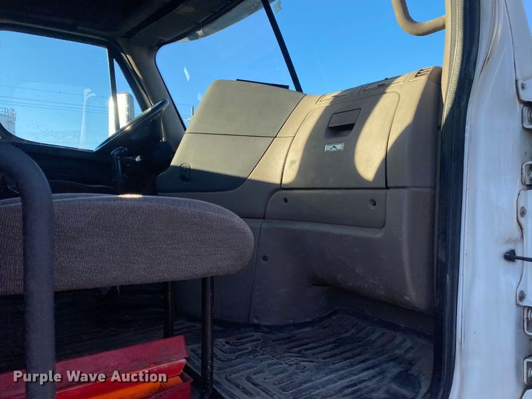 image for item DL7020 2012 Freightliner Cascadia  semi truck