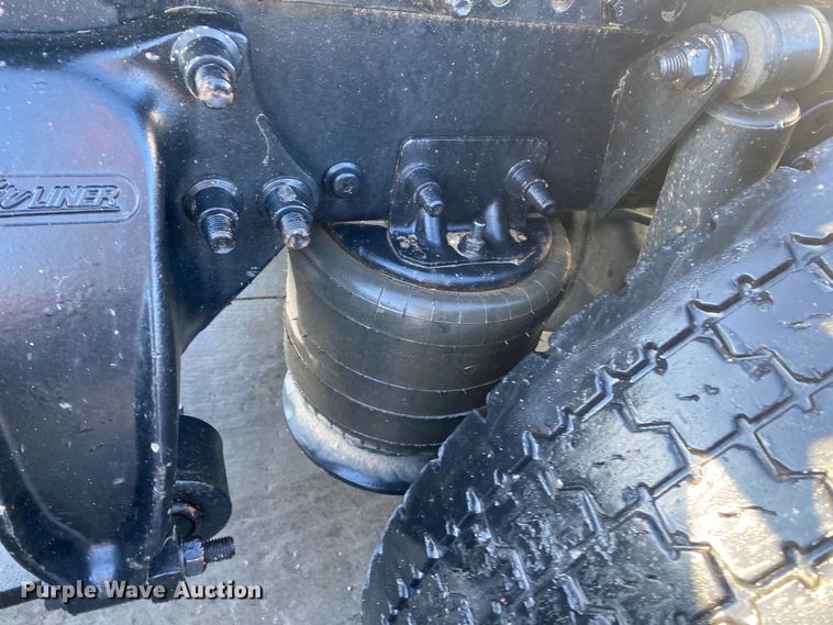 image for item DL7020 2012 Freightliner Cascadia  semi truck