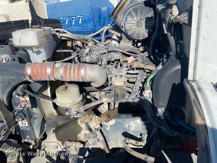 image for item DL7021 2014 Peterbilt 330  truck cab and chassis