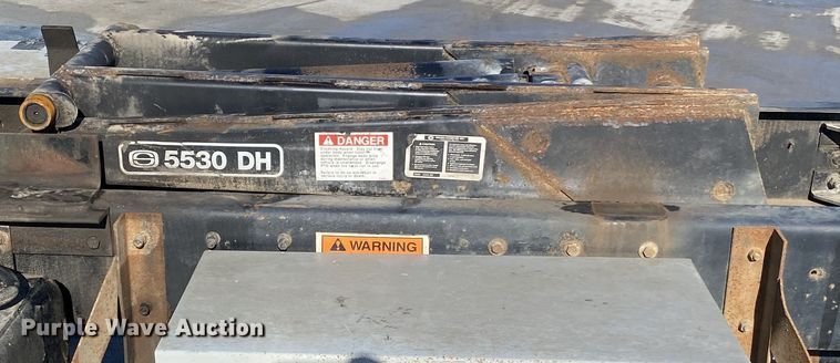 image for item DL7022 2008 Peterbilt 335  truck cab and chassis