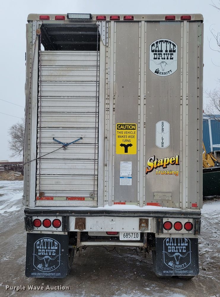 image for item DM8225 2011 Merritt  livestock trailer