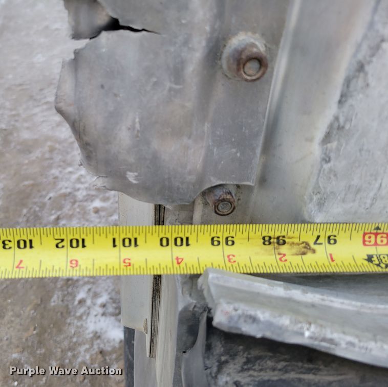 image for item DM8225 2011 Merritt  livestock trailer