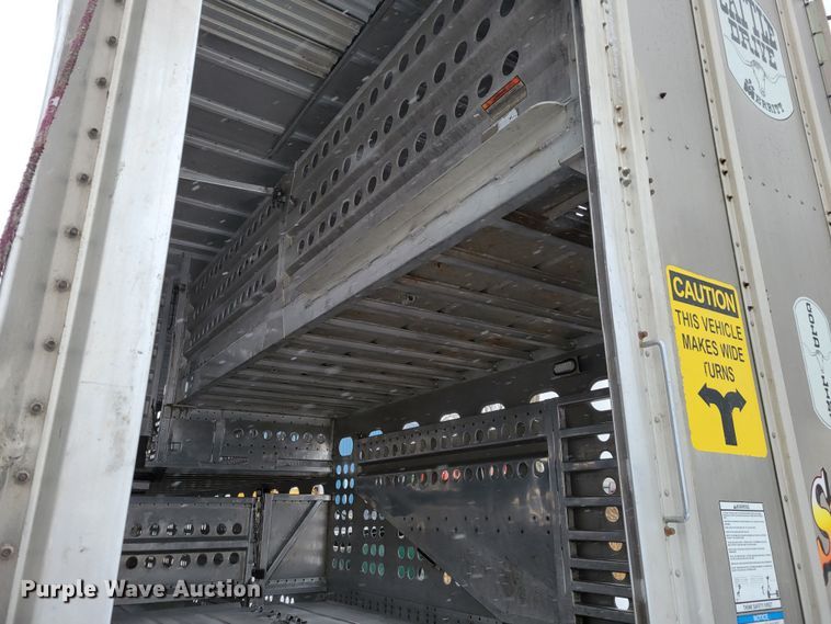 image for item DM8225 2011 Merritt  livestock trailer