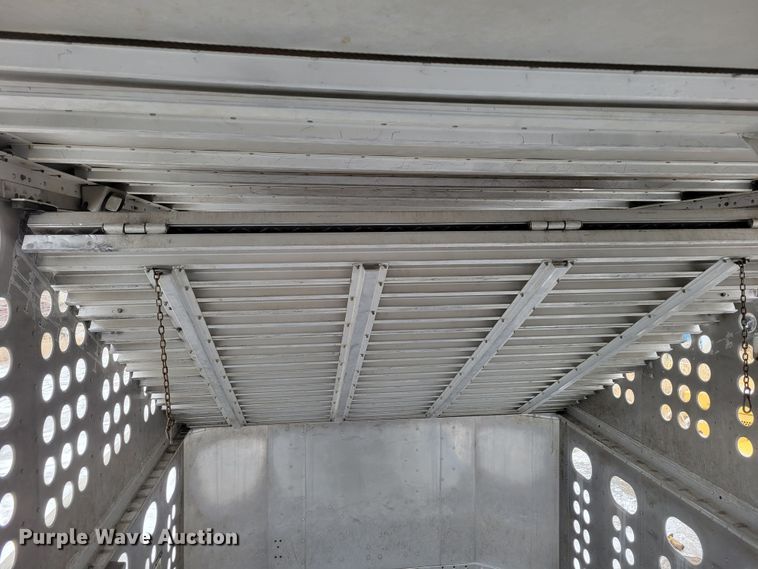 image for item DM8225 2011 Merritt  livestock trailer