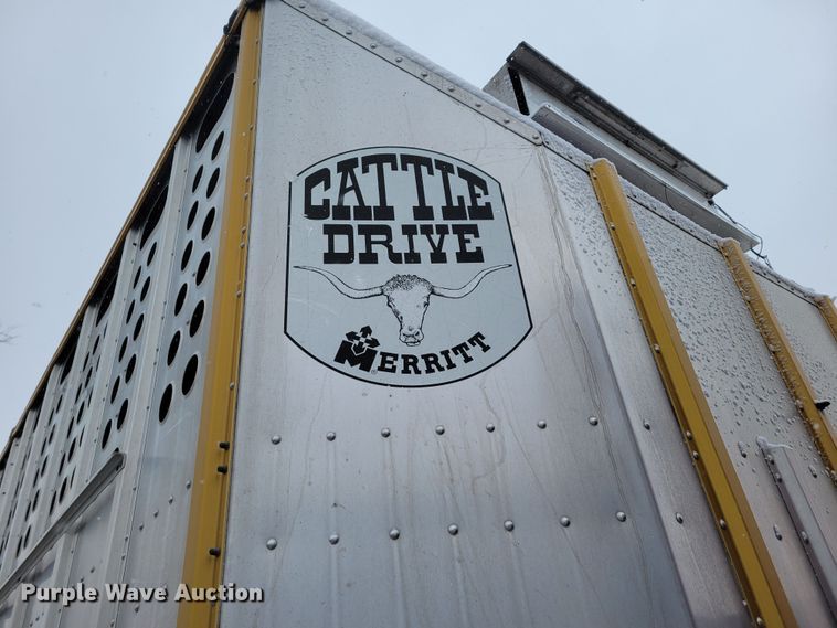 image for item DM8225 2011 Merritt  livestock trailer