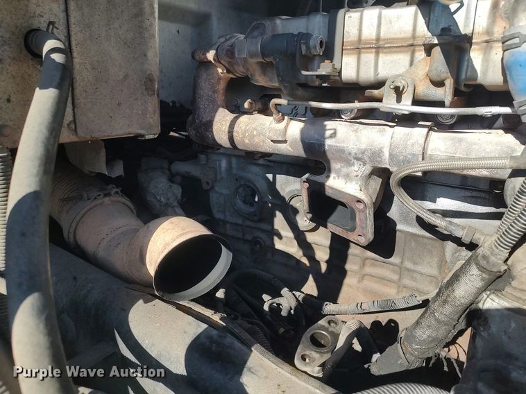 image for item DO3726 2009 Peterbilt 335  dump flatbed truck