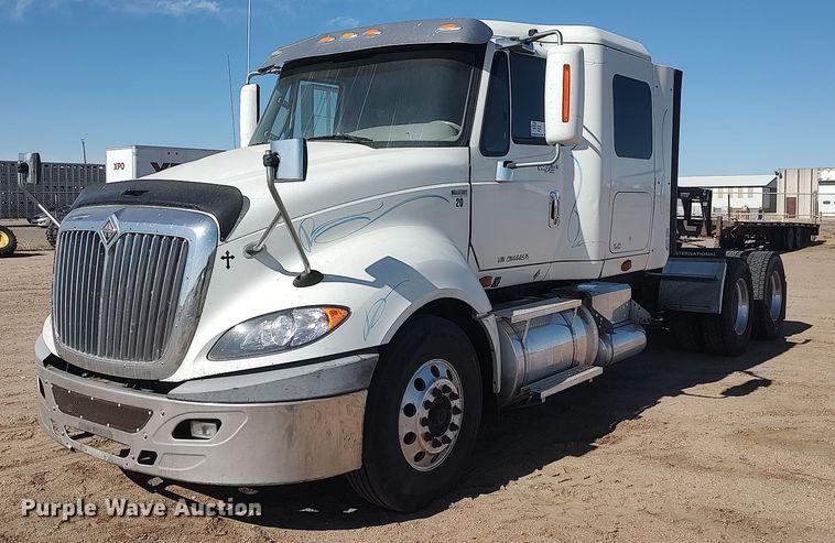 image for item DO3767 2012 International ProStar Plus  semi truck