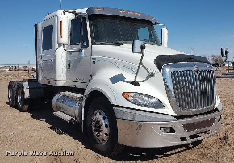 image for item DO3767 2012 International ProStar Plus  semi truck