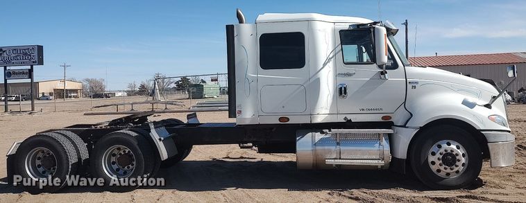 image for item DO3767 2012 International ProStar Plus  semi truck