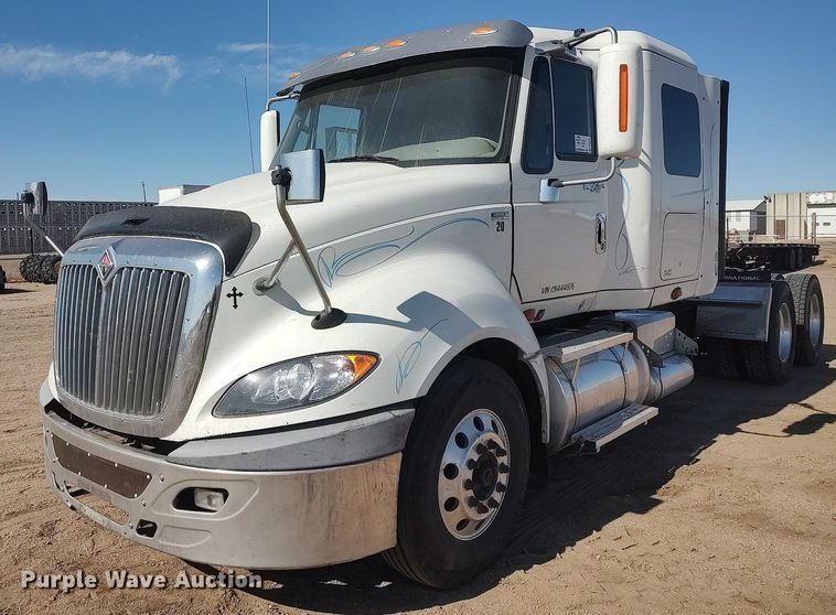 image for item DO3767 2012 International ProStar Plus  semi truck