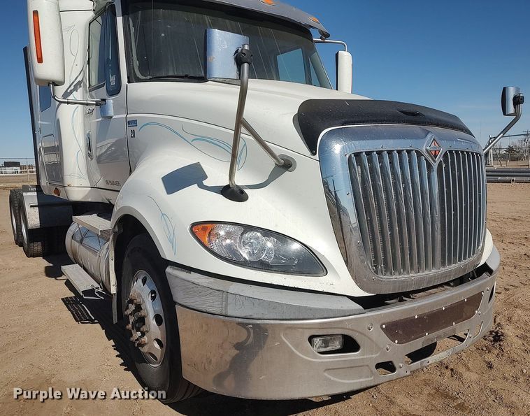 image for item DO3767 2012 International ProStar Plus  semi truck