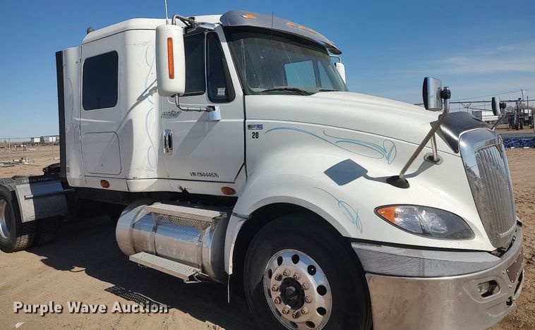 image for item DO3767 2012 International ProStar Plus  semi truck