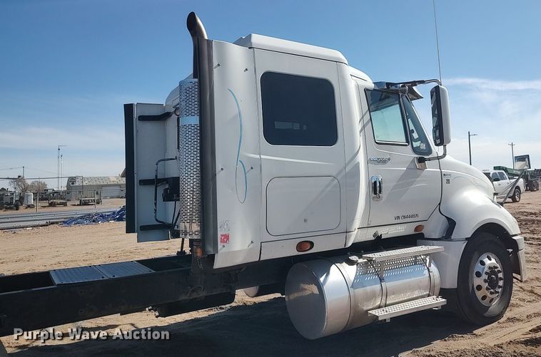 image for item DO3767 2012 International ProStar Plus  semi truck