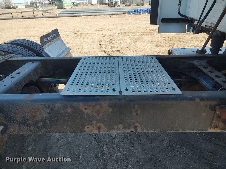 image for item DO3767 2012 International ProStar Plus  semi truck