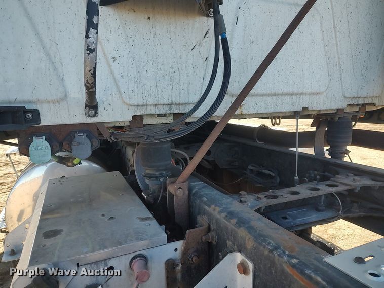 image for item DO3767 2012 International ProStar Plus  semi truck