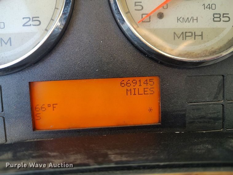 image for item DO3767 2012 International ProStar Plus  semi truck