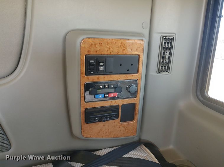 image for item DO3767 2012 International ProStar Plus  semi truck