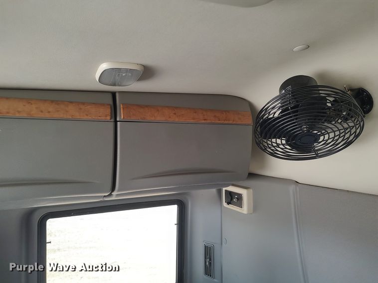 image for item DO3767 2012 International ProStar Plus  semi truck