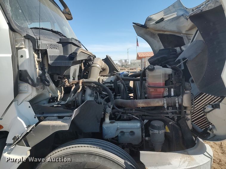 image for item DO3767 2012 International ProStar Plus  semi truck