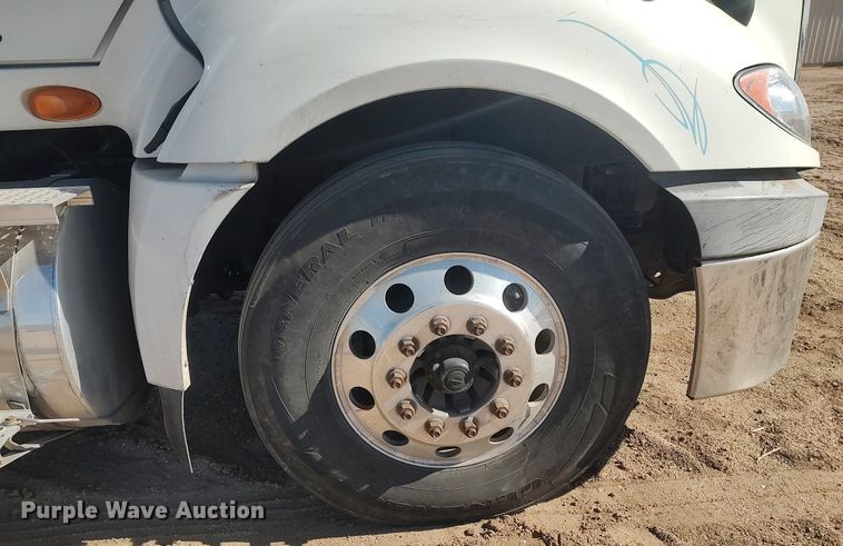 image for item DO3767 2012 International ProStar Plus  semi truck