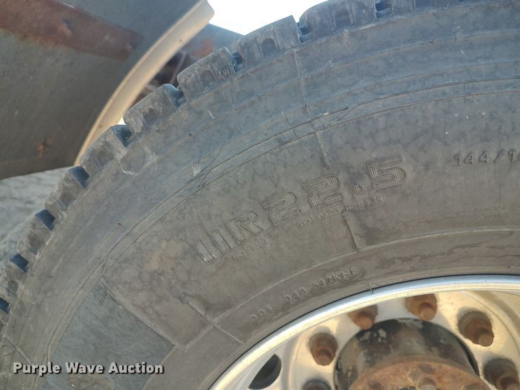 image for item DO3767 2012 International ProStar Plus  semi truck