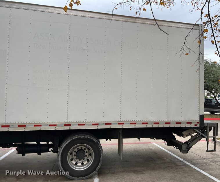 image for item DO8948 2020 Freightliner M2  box truck