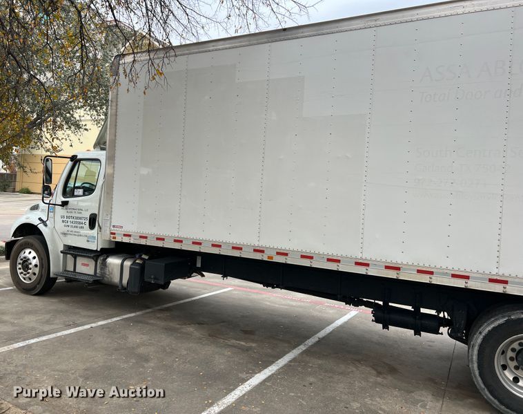 image for item DO8948 2020 Freightliner M2  box truck