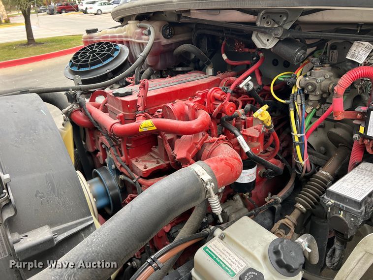 image for item DO8948 2020 Freightliner M2  box truck