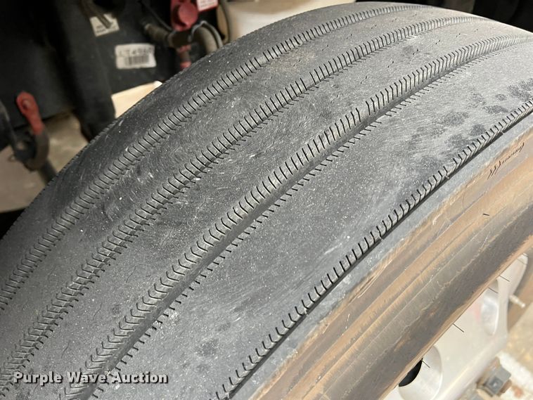 image for item DO8948 2020 Freightliner M2  box truck