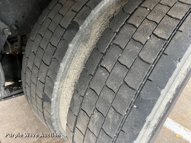 image for item DO8948 2020 Freightliner M2  box truck