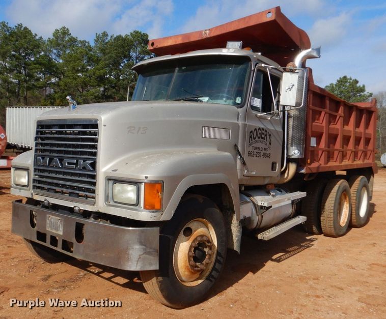 image for item DP8611 1999 Mack CH613  dump truck