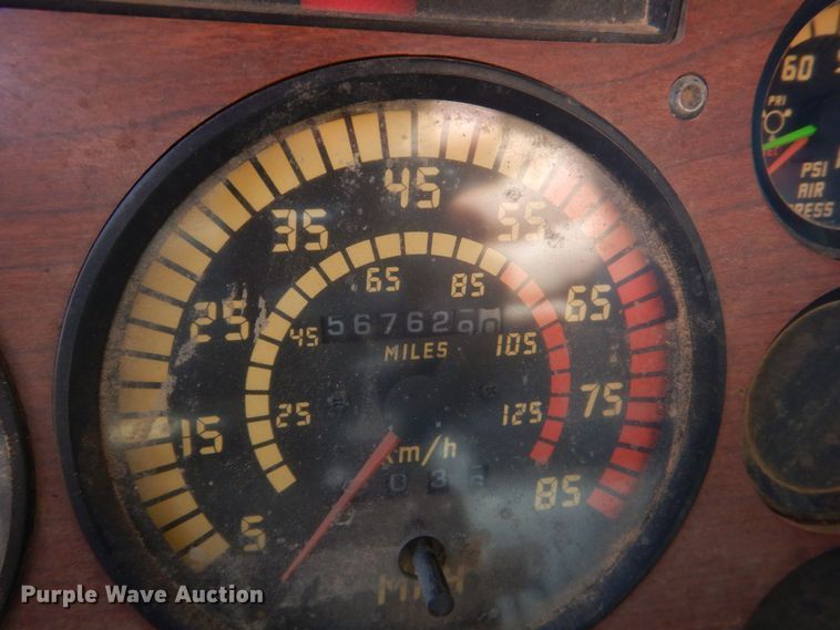 image for item DP8611 1999 Mack CH613  dump truck