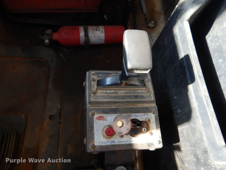 image for item DP8611 1999 Mack CH613  dump truck