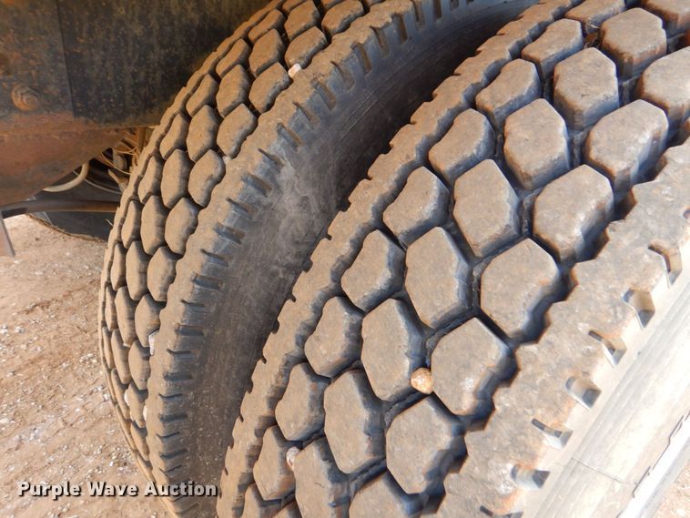 image for item DP8611 1999 Mack CH613  dump truck