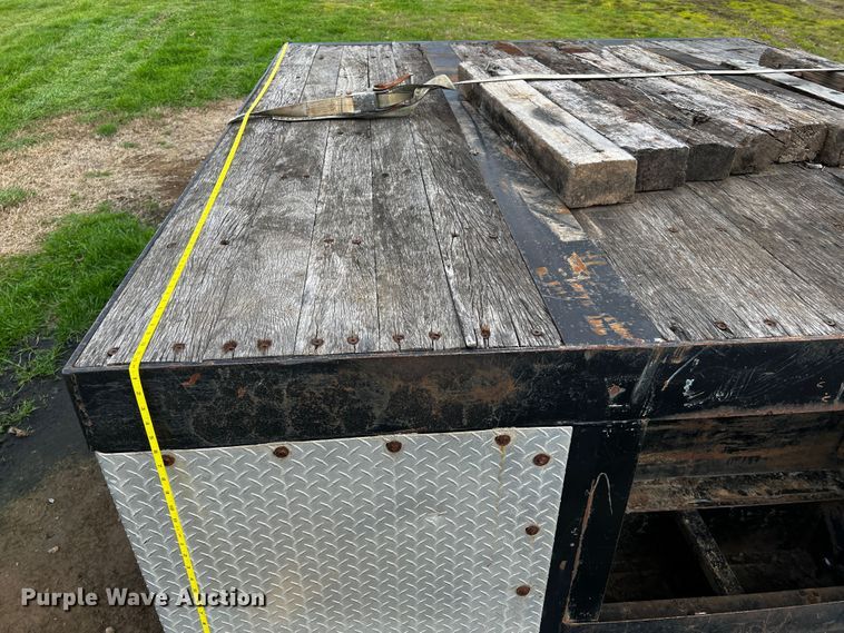 image for item DQ1972 2007 XL Specialized Trailers  lowboy equipment trailer