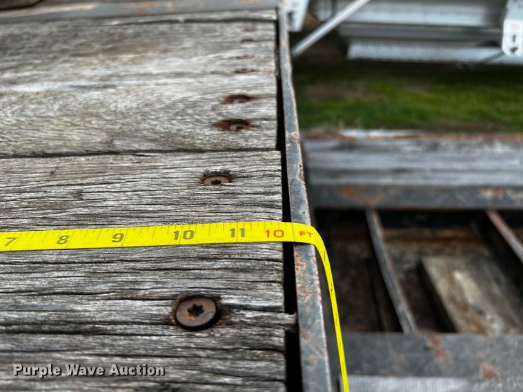 image for item DQ1972 2007 XL Specialized Trailers  lowboy equipment trailer