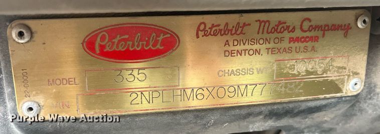 image for item DQ4092 2009 Peterbilt 335  dump flatbed truck