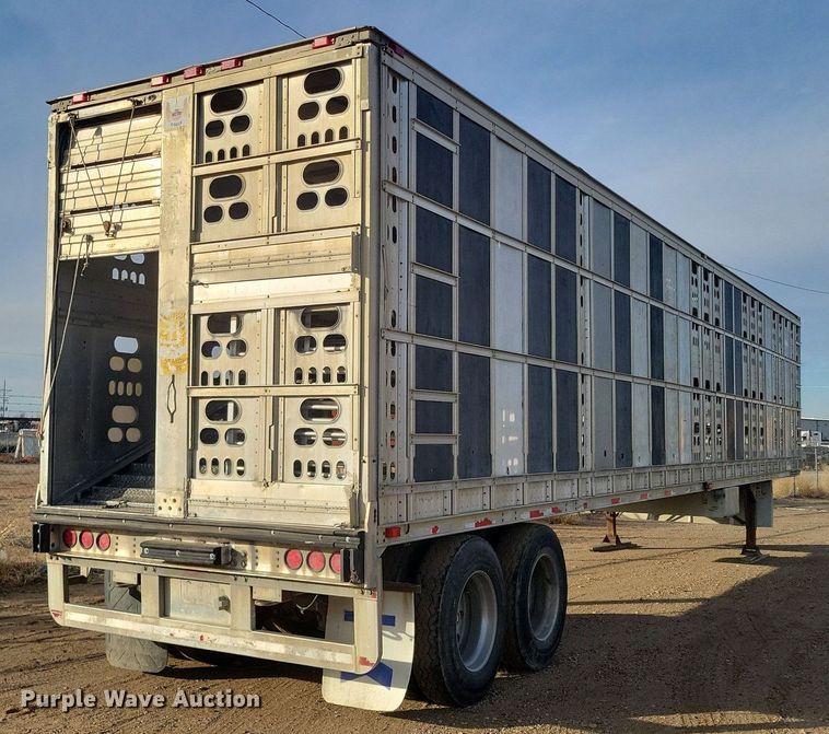 image for item DR5535 2005 Barrett  livestock trailer