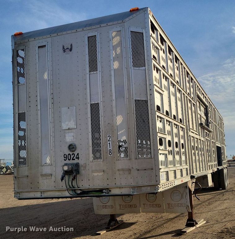 image for item DR5535 2005 Barrett  livestock trailer