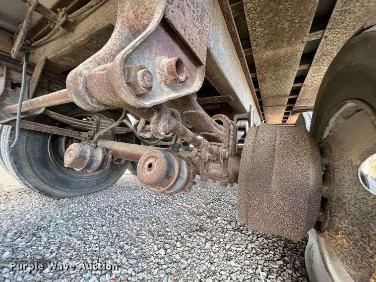 image for item ID9416 1990 Great Dane  refrigerated van trailer